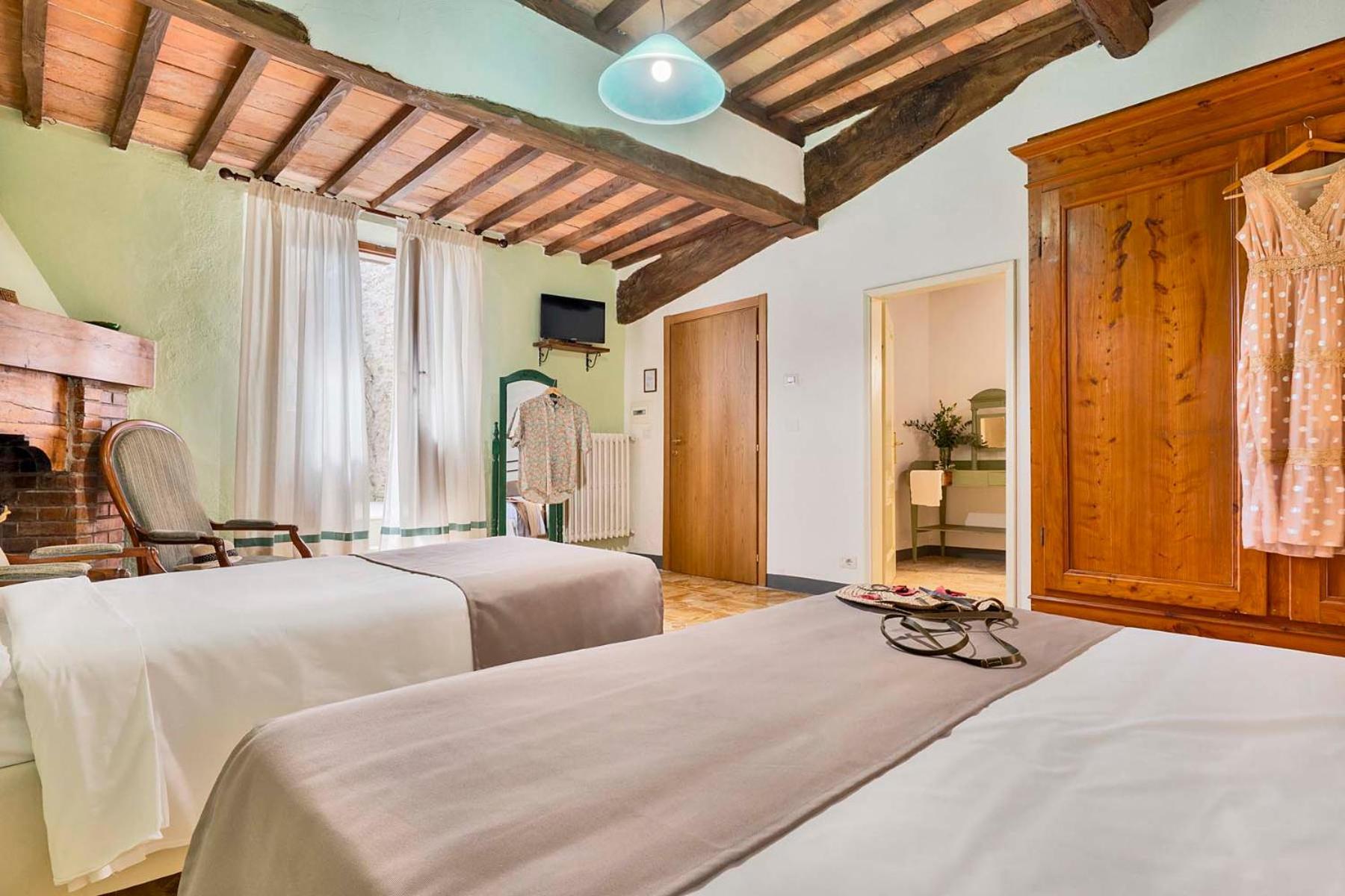 Agriturismo Tenuta Di Mensanello Colle Val D'Elsa Δωμάτιο φωτογραφία